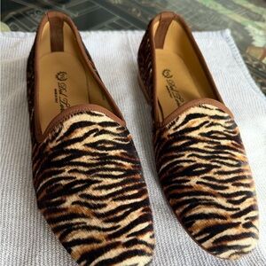 Del Toro Brown Tiger Print Loafers